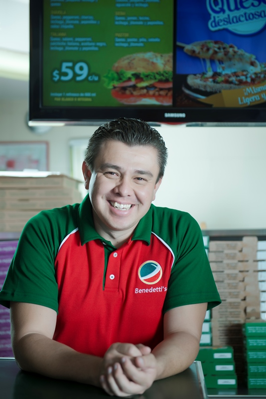 Carlos Maldonado, director general de Benedetti's Pizza.
